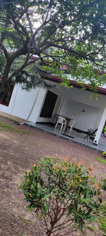 Sunset Villa Negombo Bagian luar foto